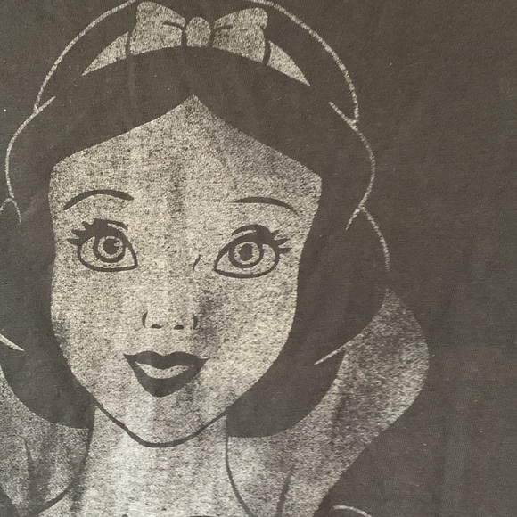 Disney Snow White short sleeve shirt - Picture 2 of 7